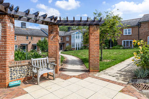 Estate Grounds- click for photo gallery
